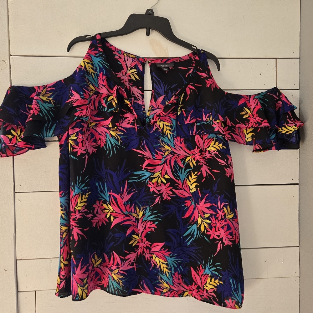 Bold Elements Womens Keyhole Neck Short Sleeve Blouse